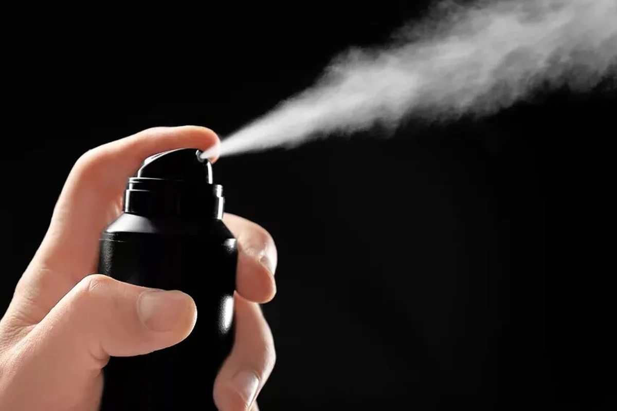 خرید آنلاین دارو و مکملهای دارویی با ارسال سریع - اسپری ضد تعریق چیست؟ اسپری ضد عرق آقایان